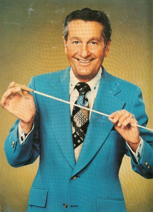 f7998af70708b4bbe0fee6432cb26a9d--lawrence-welk-bobby.jpg